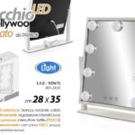 SPECCHIO DA TAVOLO QUADRATO BEAUTY TRUCCO LUCE LED DIMMERABILE TOUCH USB 28*35